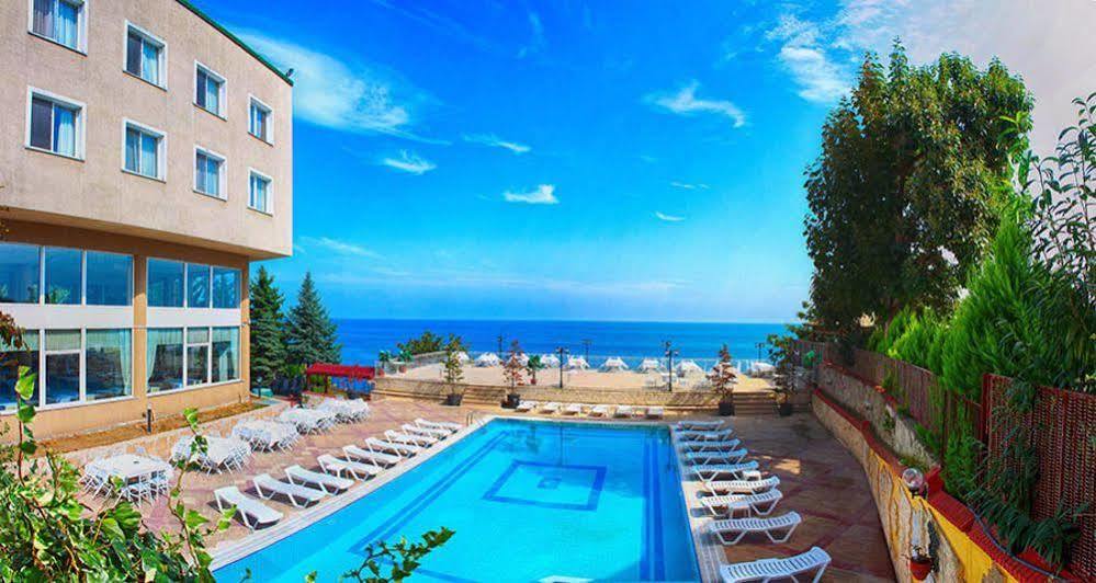 Baliktasi Hotel Орду Екстериор снимка